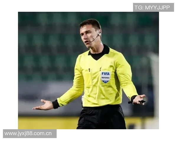 印尼主帅克鲁伊维特质疑科威特裁判执法沙特之战的合理性 印尼主帅克鲁伊维特质疑科威特裁判执法沙特之战的合理性