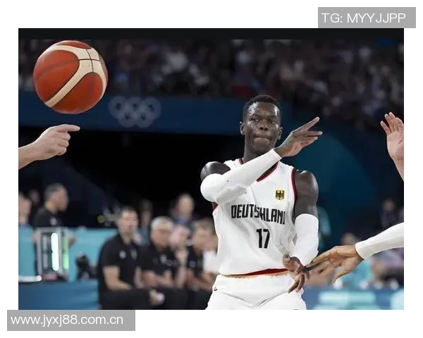 德天空报道门兴与尤伦迪奇接触施罗德仍为首选教练人选 德天空报道门兴与尤伦迪奇接触施罗德仍为首选教练人选