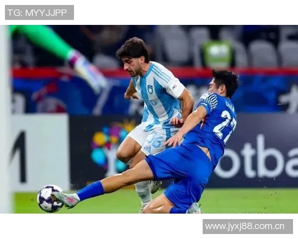 阿苏埃表现起伏不定一球难掩失误频频与球权流失 阿苏埃表现起伏不定一球难掩失误频频与球权流失