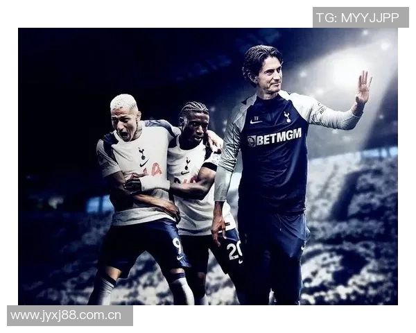 热刺6500万新援西蒙斯状态低迷9场未进球续约5年周薪20万镑引发热议 热刺6500万新援西蒙斯状态低迷9场未进球续约5年周薪20万镑引发热议