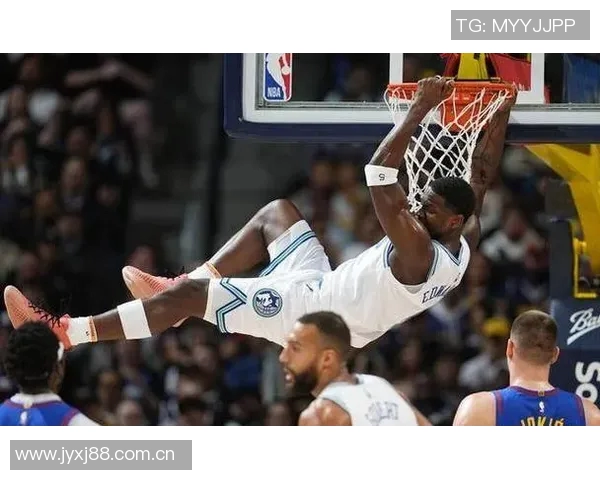 爱德华兹首节表现抢眼9投4中三分球命中率待提升 爱德华兹首节表现抢眼9投4中三分球命中率待提升