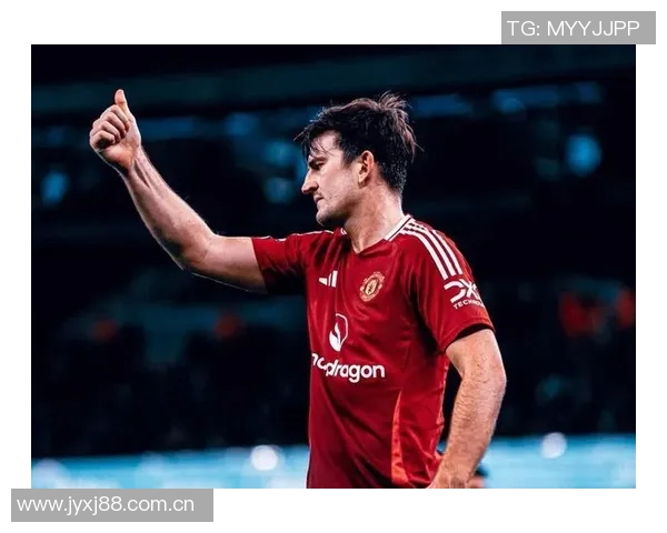 曼联与马奎尔展开续约谈判但需接受降薪条件 曼联与马奎尔展开续约谈判但需接受降薪条件