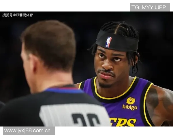 戈贝尔半场压哨补篮被判干扰球无效挑战成功引发热议