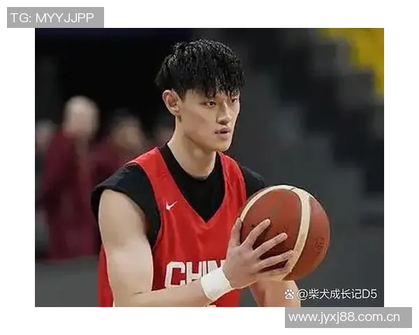 曾凡博透露重伤经历腰伤与脑部后遗症影响生活与职业发展