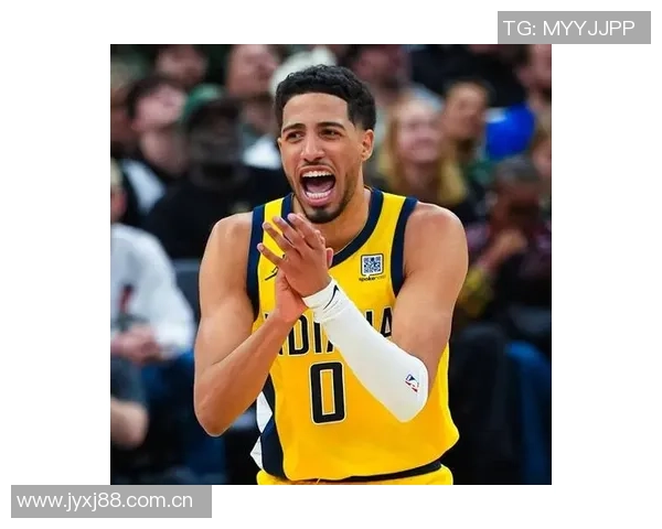 米切尔首节独得13分表现抢眼但失误和犯规略显频繁