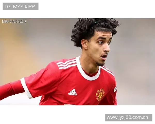 9岁加入曼联的伊克巴尔在22岁时力挽狂澜淘汰印尼与加纳乔同龄成就辉煌