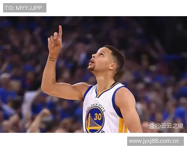 库里赞桑托斯关键时刻发力尽管前三节未上场表现依然出色