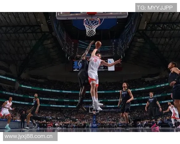 考辛斯称赞申京实力强大但火箭仍需提升控卫位置并合理利用KD的进攻能力