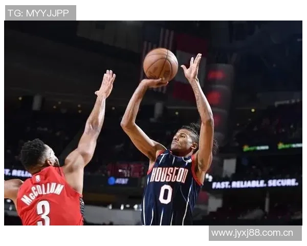 杰伦格林短暂复出后再度缺阵腿筋伤病和髋部挫伤困扰球队 杰伦格林短暂复出后再度缺阵腿筋伤病和髋部挫伤困扰球队