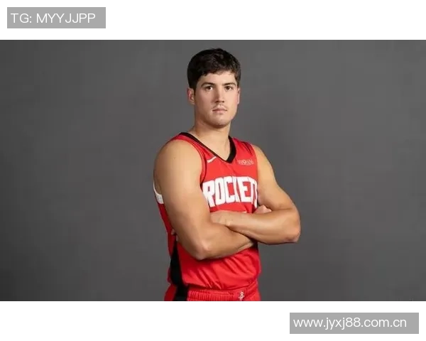 克尼佩尔状态低迷16投仅5中贡献13分4篮板4助攻表现令人失望